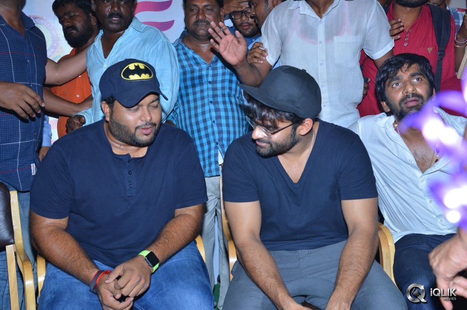 Winner-Movie-Team-at-Chaitanya-College-in-Warangal